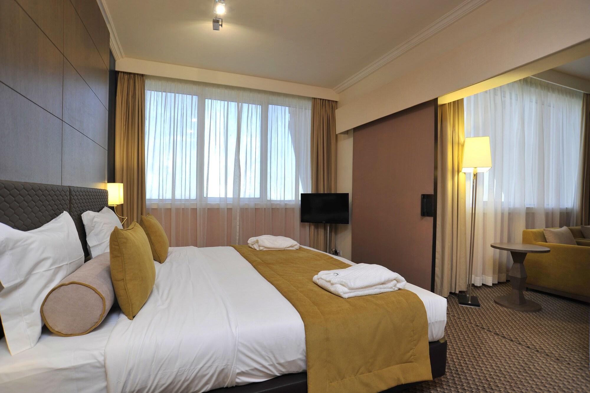 Sopatel Silmandé Hotel Ouagadougou Bagian luar foto