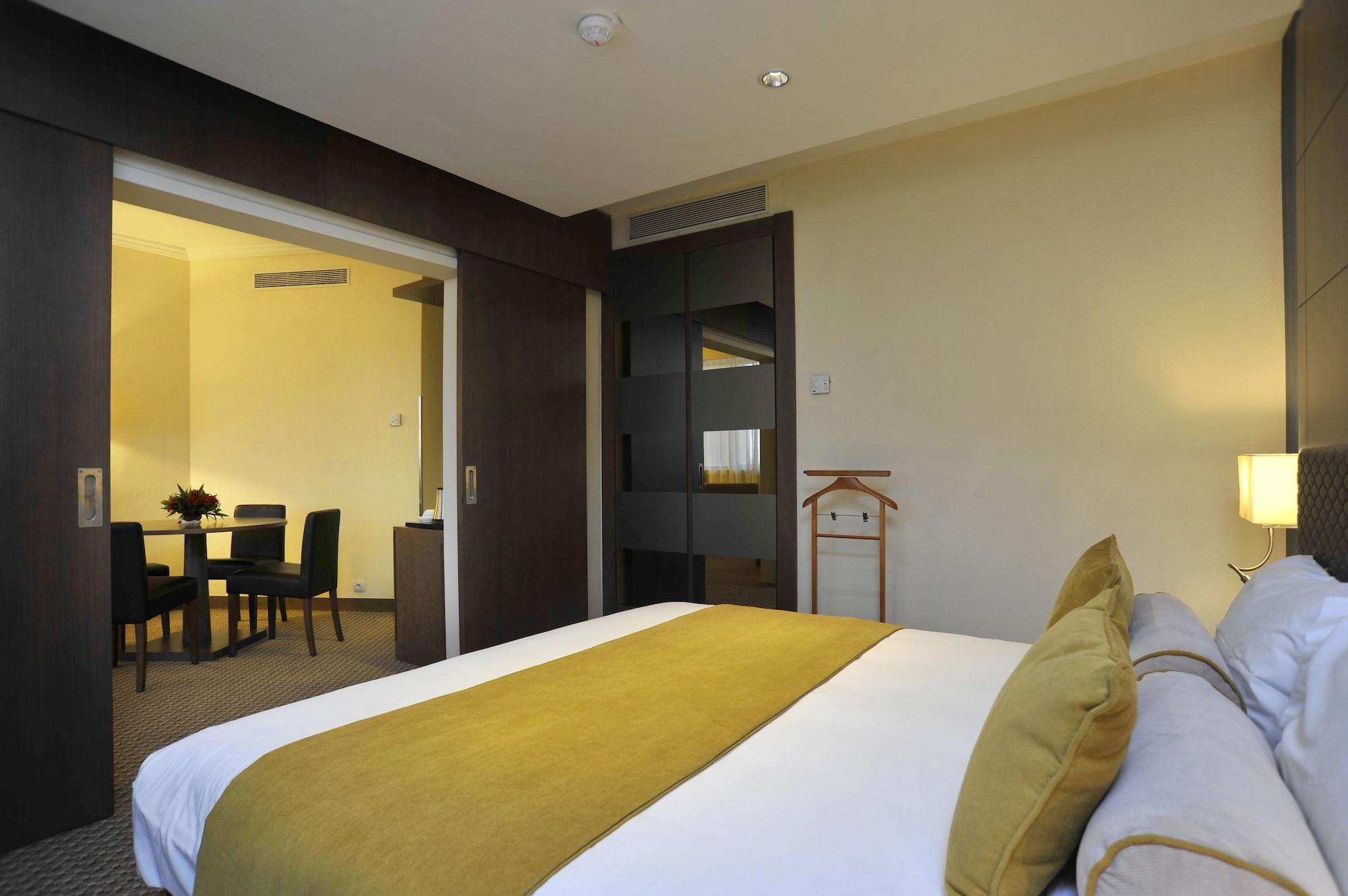 Sopatel Silmandé Hotel Ouagadougou Bagian luar foto