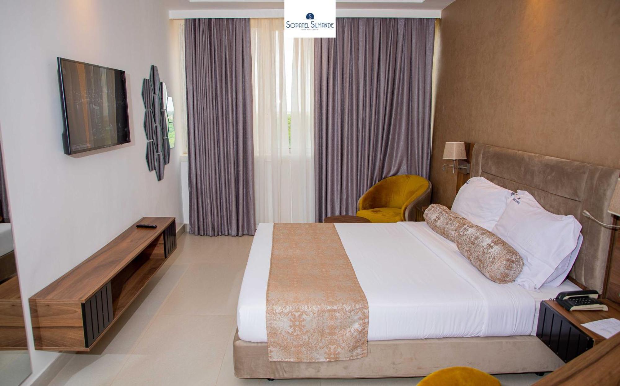 Sopatel Silmandé Hotel Ouagadougou Bagian luar foto