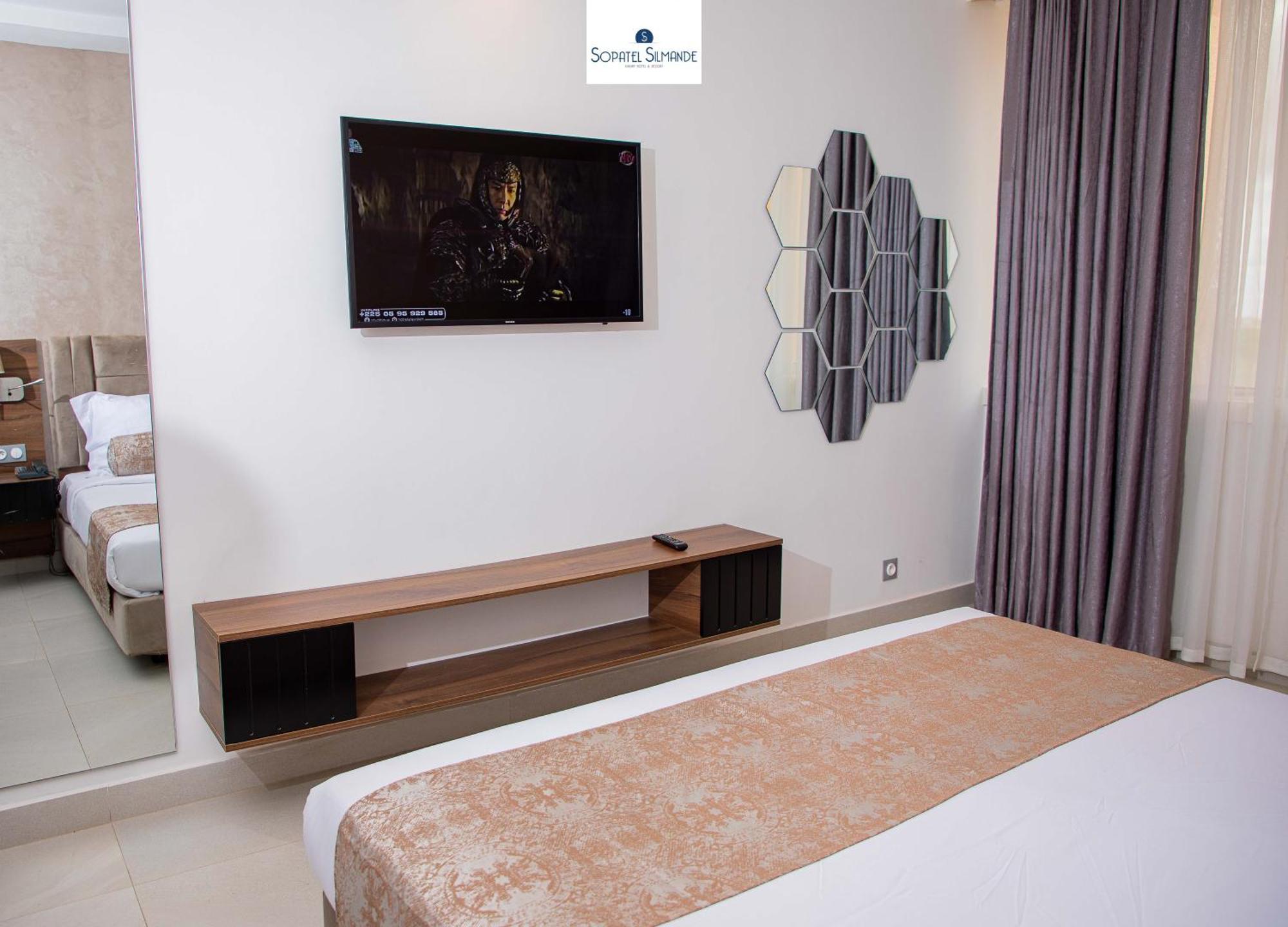 Sopatel Silmandé Hotel Ouagadougou Bagian luar foto