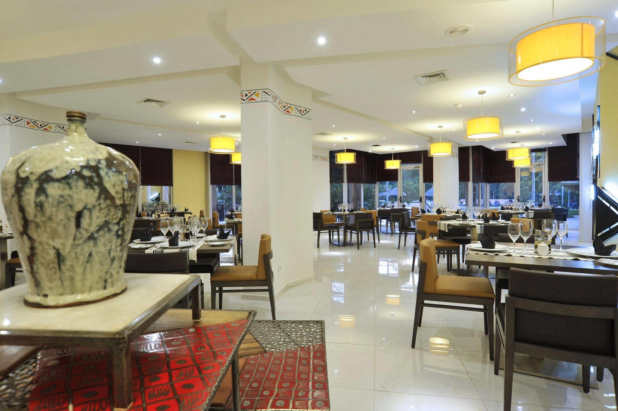 Sopatel Silmandé Hotel Ouagadougou Bagian luar foto